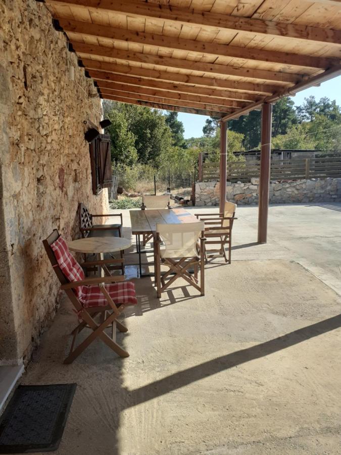 Tsitalia Cottage House Leonídion Exterior foto